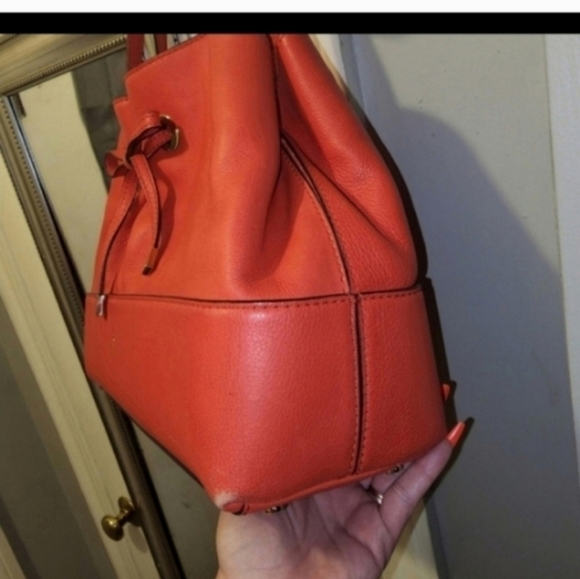 🍂🍁GORGEOUS!!!!Kate spade coral satchel with bow - Picture 2 of 8